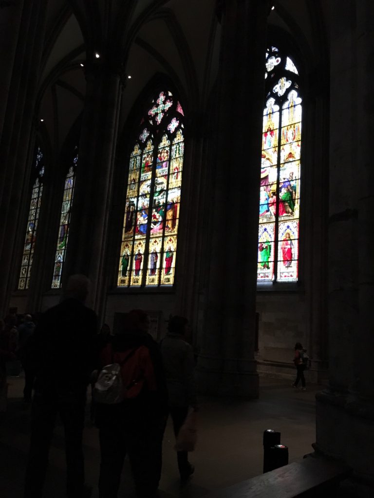 ケルン大聖堂のバイエルン窓と呼ばれるステンドグラス