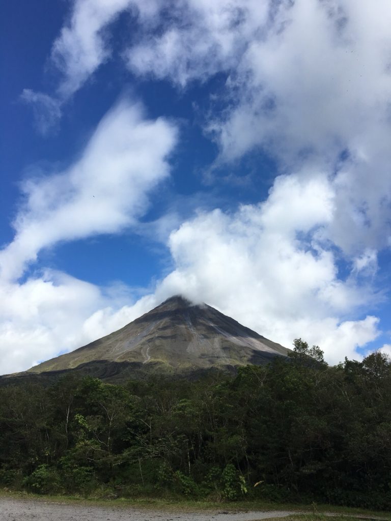 fortuna（ラフォルトゥナ）のアレナル火山