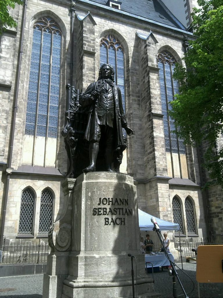 ライプツィヒ内のバッハの銅像