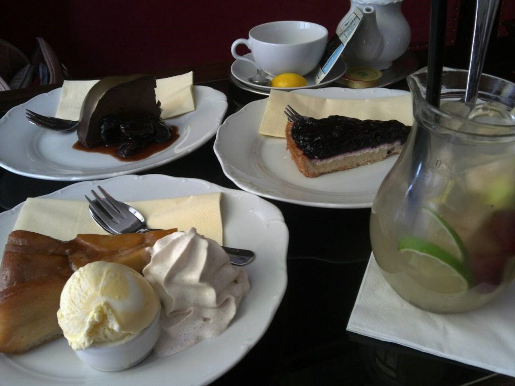 プラハのカフェ、Tricafeのケーキ
