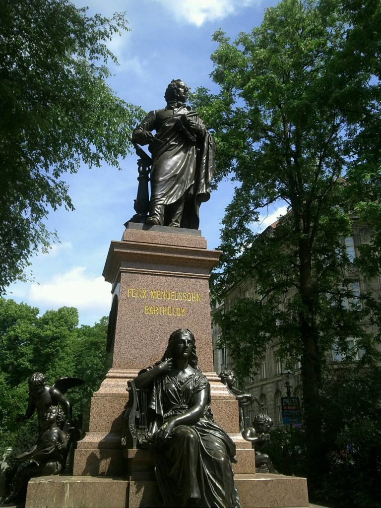ライプツィヒ(Leipzig)のフェリックスメンデルスゾーンの像
