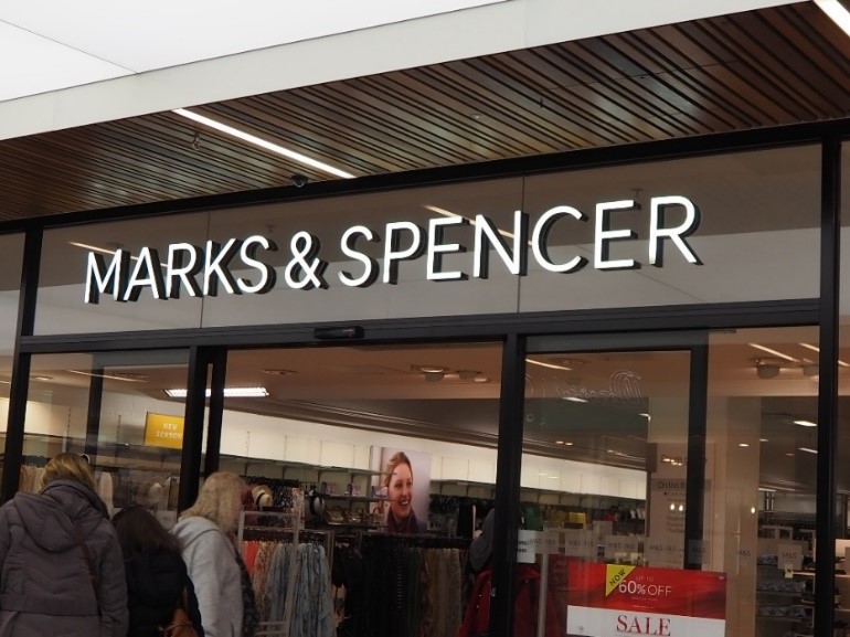 ロンドンのスーパー、マークス&スペンサー　Marks&Spencer