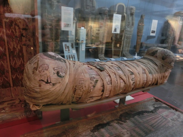 大英博物館(British Museum)のミイラ(mummies)