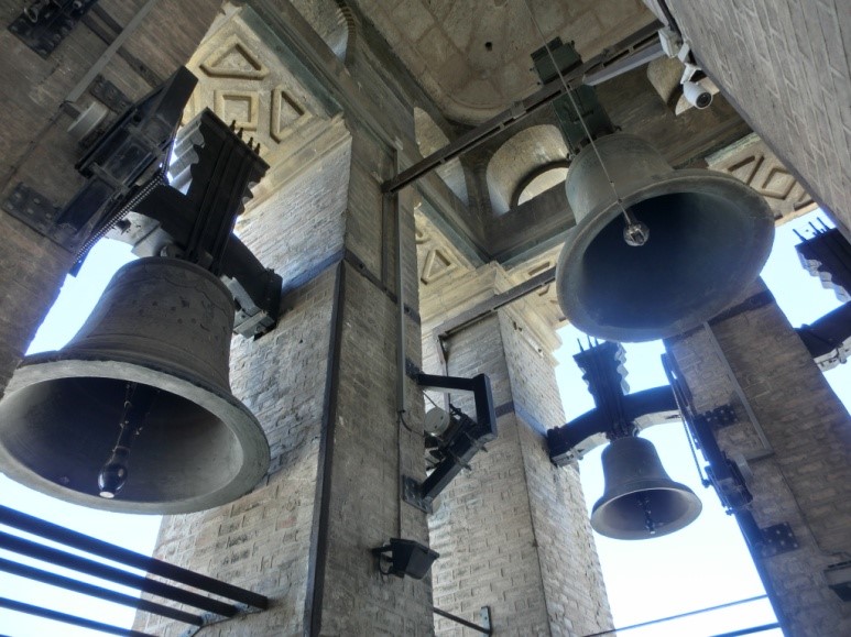 カテドラル（セビリア大聖堂）のヒラルダの塔の鐘