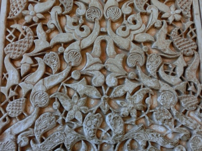 アルハンブラ宮殿のライオンの中庭の壁・天井部分の漆喰細工