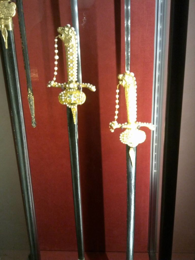 ローゼンボー城の宝物庫の武器