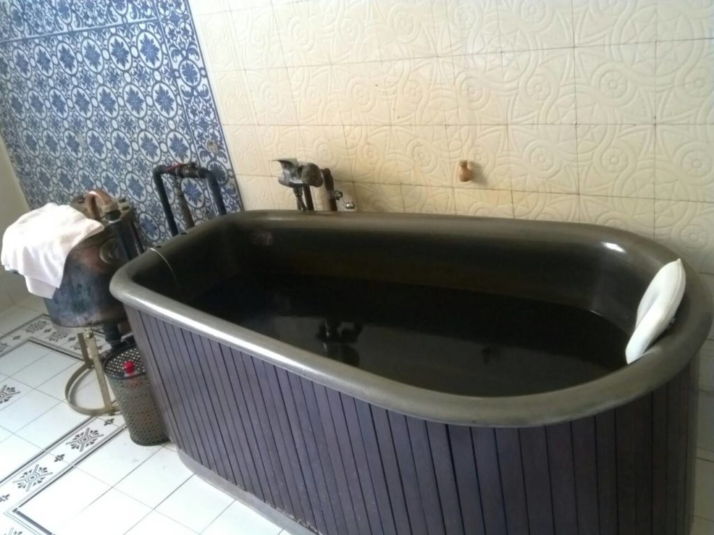 マリアーンスケー・ラーズニェのDhsr Nove Lazneのスパ浴槽