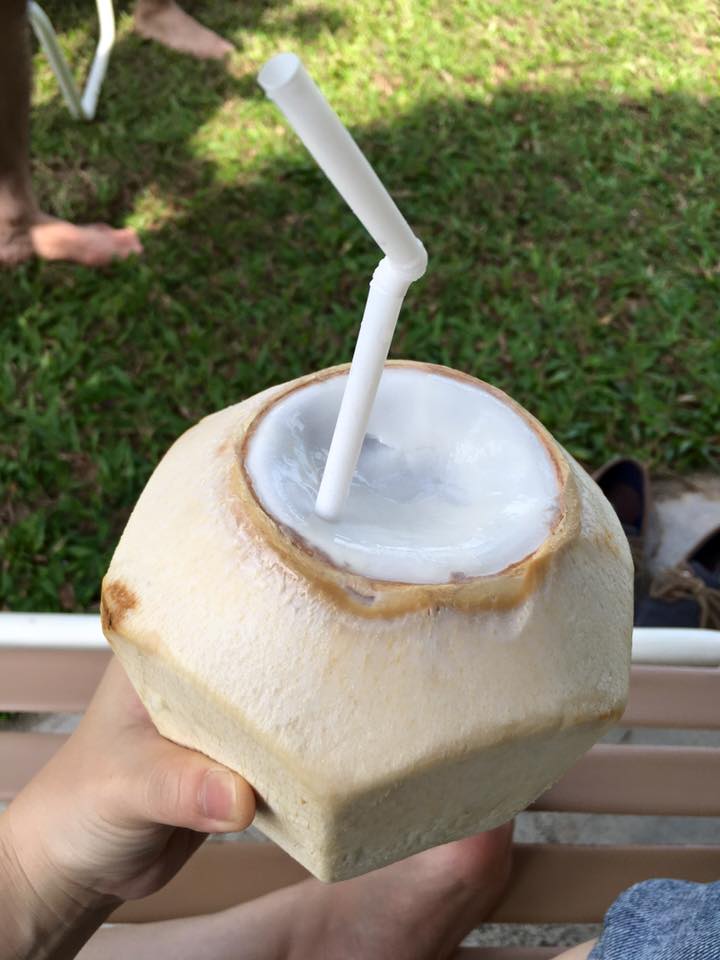 ココナッツジュース
