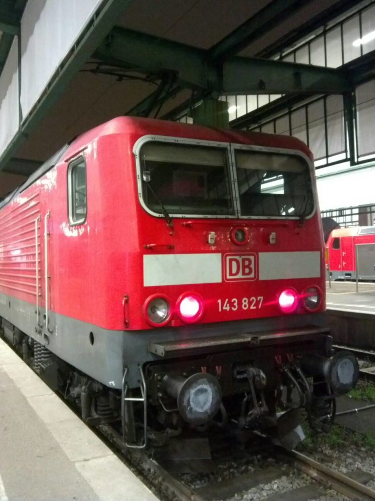 シュツットガルト中央駅からエスリンゲンへの直通電車(Sバーン)