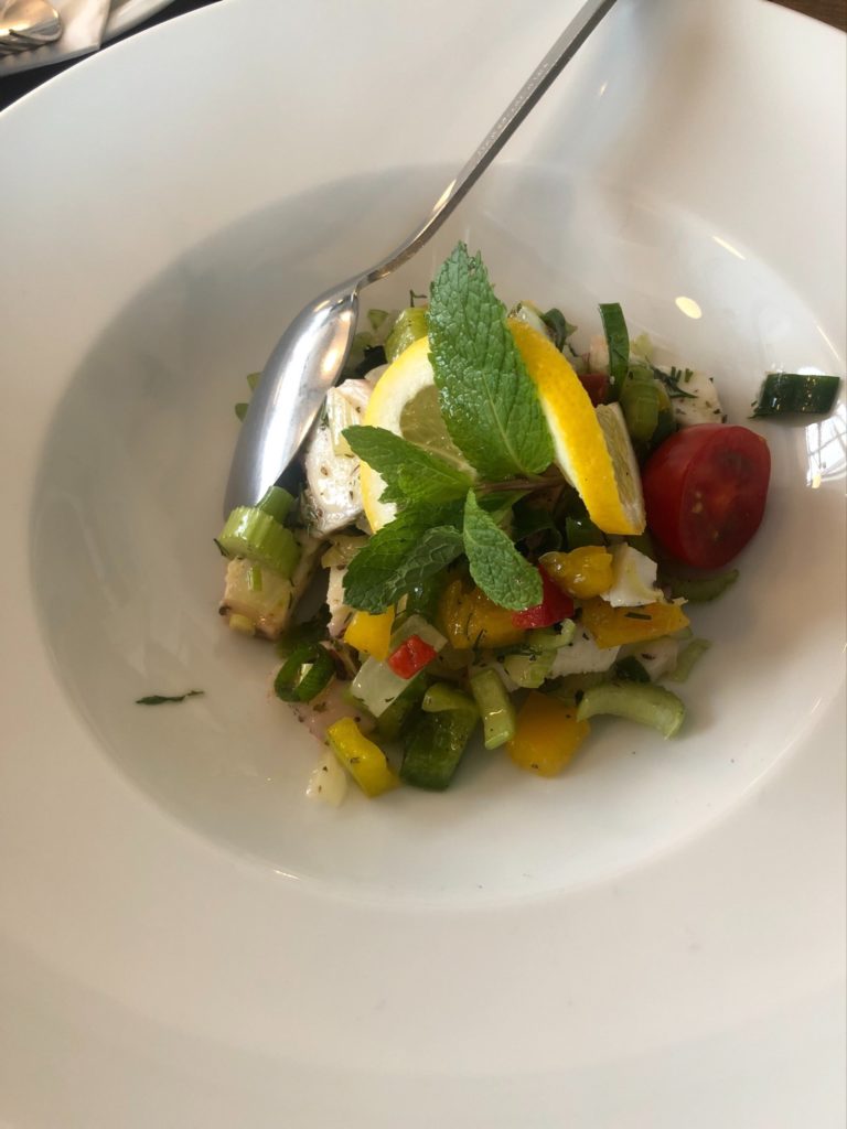 デュッセルドルフのギリシャ料理店、Estiaのタコのサラダ(Oktopus-Salat)