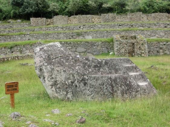 マチュピチュ遺跡の儀式の石