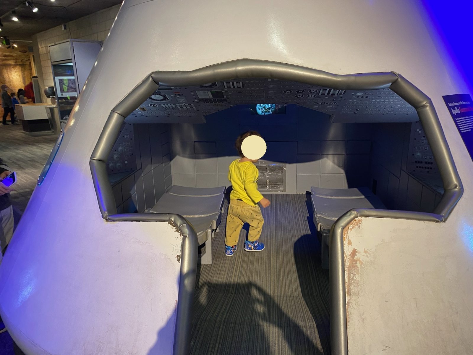 宇宙船カプセルの実物大模型