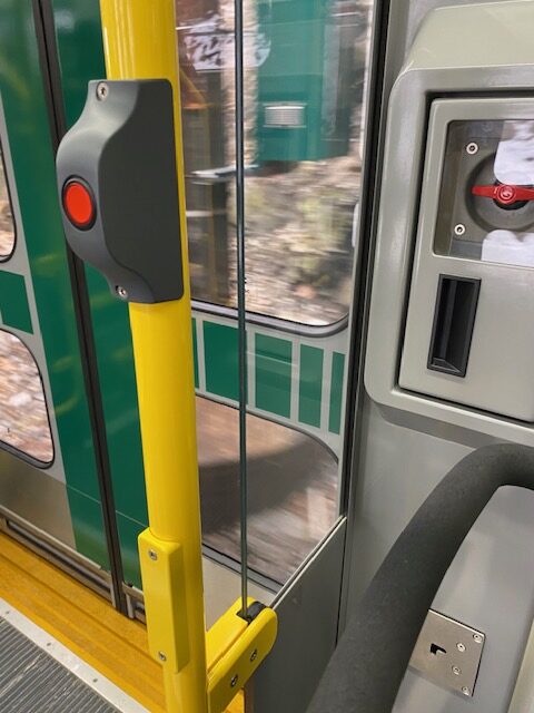 MBTAグリーンラインの車内